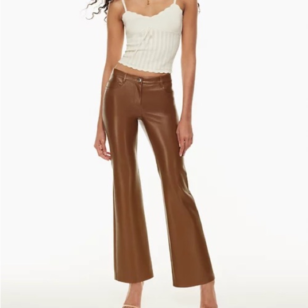 Aritzia Wilfred “Melina” pant in brown. Perfect condition.